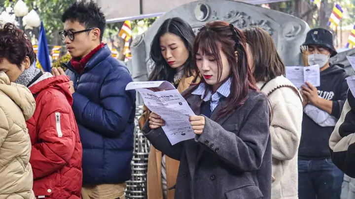 Văn Khấn Chùa Hà Cầu Duyên, Tài Lộc Và Bình An Linh Nghiệm | Xanh ...