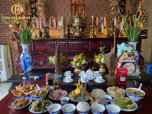 Cẩm Nang Chuẩn Bị Mâm Cơm Cúng Và Bài Văn Khấn 3 Ngày Tết Chi Tiết