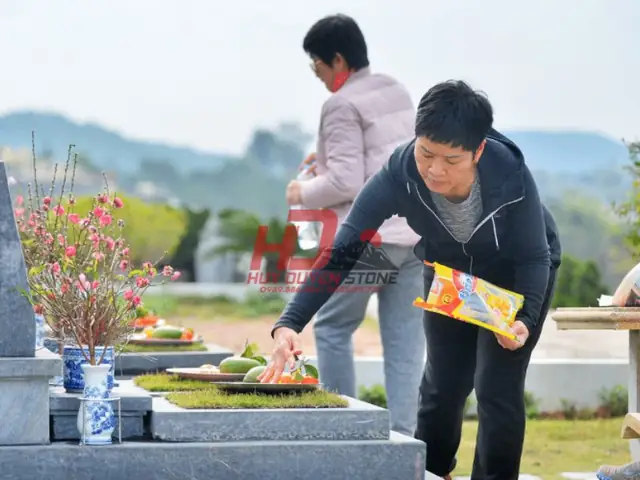 Cẩm Nang Chuẩn Bị Lễ Cúng 49 Ngày Ngoài Mộ Và Bài Văn Khấn Trang Trọng