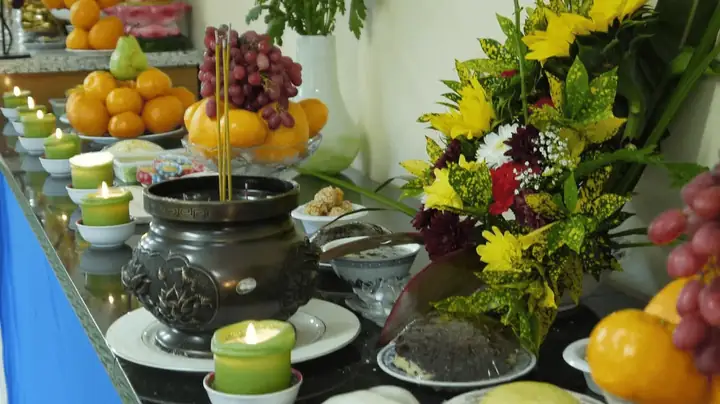 Cẩm Nang Cúng Hạ Bàn Thờ Khi Sửa Nhà: Văn Khấn, Lễ Vật Và Lưu Ý Quan Trọng