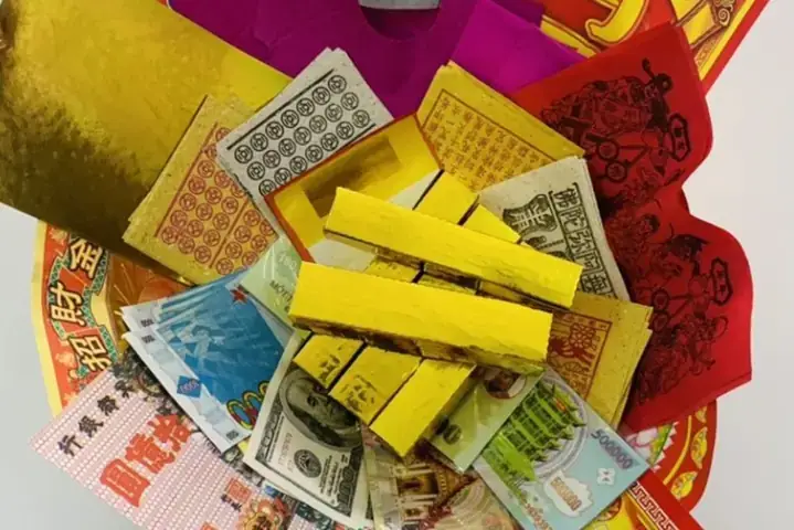 Cẩm Nang Chi Tiết Về Bài Cúng Hết Tết Và Lễ Hóa Vàng Trọn Vẹn