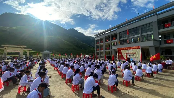 Năm Học Mới Ở Biên Giới Pa Ủ | Báo Nhân Dân Điện Tử