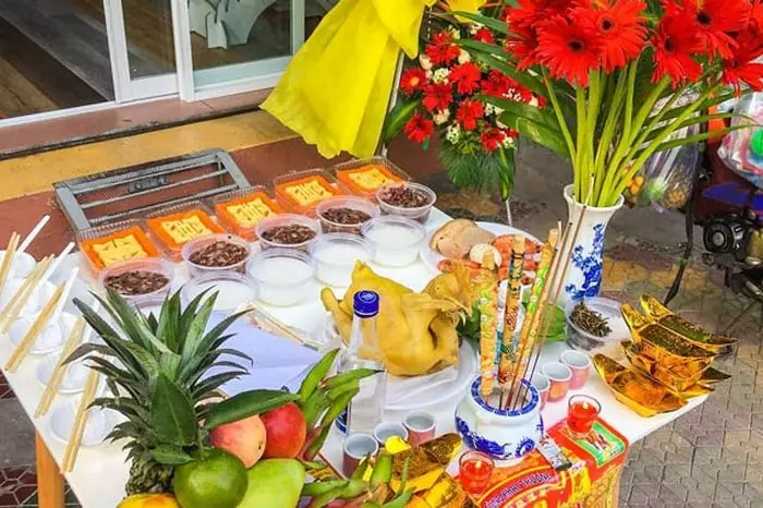 Bài Cúng Mùng 1 Năm 2026: Văn Khấn, Lễ Vật Và Hướng Dẫn Chi Tiết