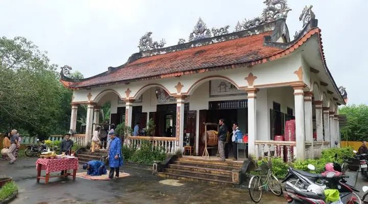 Bài Cúng Ngày Chạp Mã: Ý Nghĩa, Văn Khấn Chuẩn Và Những Lưu Ý Quan Trọng