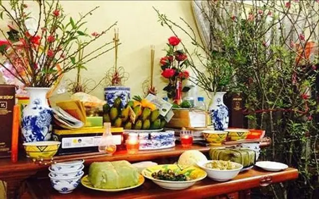 Cẩm Nang Cúng Hóa Vàng Ngày Mùng 3 Tết: Lễ Vật Chuẩn, Bài Văn Khấn Đầy Đủ