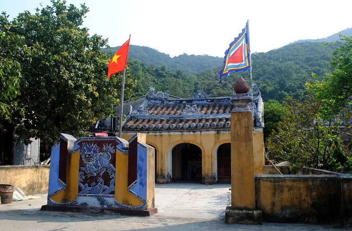 Các Di Tích Liên Quan Đến Tục Thờ Cúng Cá Ông Ở Hội An
