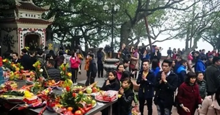 Văn Khấn Lễ Phật Tại Chùa