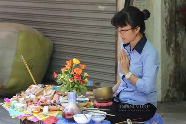 Cẩm Nang Bài Cúng Rằm Tháng 7 Ngắn Gọn Chuẩn Xác Nhất Cho Mọi Nhà