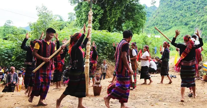 Quảng Bình Bảo Tồn, Phục Dựng Lễ Hội Mừng Cơm Mới | Báo Nhân ...