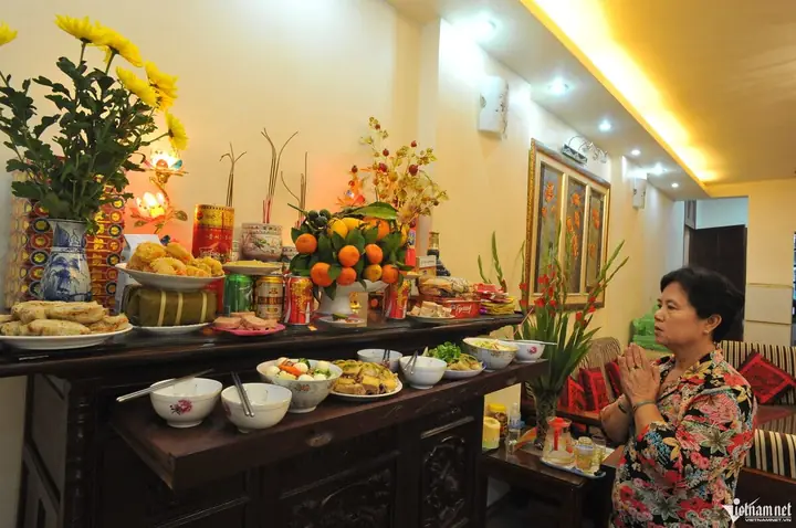 Mẫu Bài Cúng Tất Niên Chuẩn Chỉnh, Đầy Đủ Ý Nghĩa Cho Mọi Nhà