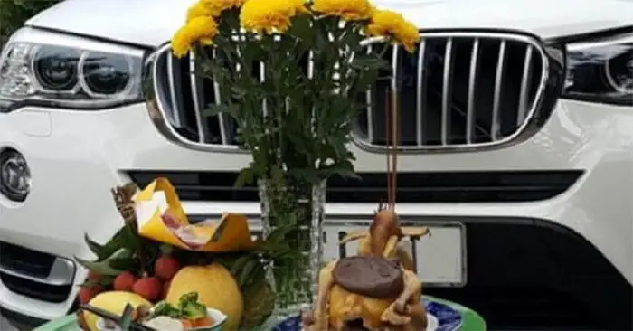 Cẩm Nang Chuẩn Bị Lễ Vật Và Bài Cúng Tất Niên Xe Ô Tô Trọn Vẹn