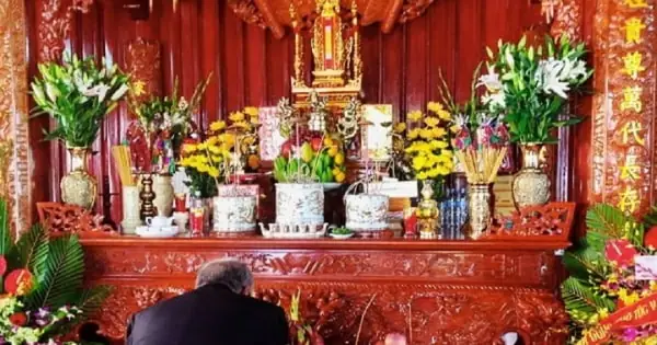 Văn Khấn Mùng 2 Tết Âm Lịch 2025 Ất Tỵ Chuẩn Việt Nam