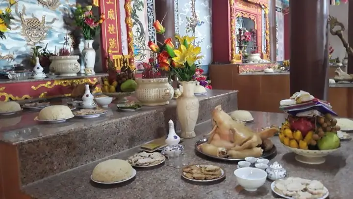 Cẩm Nang Bài Cúng Thành Hoàng Làng: Chi Tiết Từ Lễ Vật Đến Văn Khấn Cho Người Mới