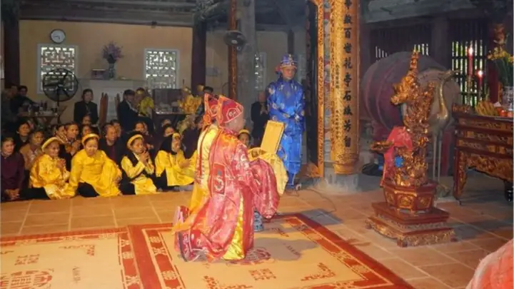 Cẩm Nang Bài Cúng Thành Hoàng Làng: Chi Tiết Từ Lễ Vật Đến Văn Khấn Cho Người Mới