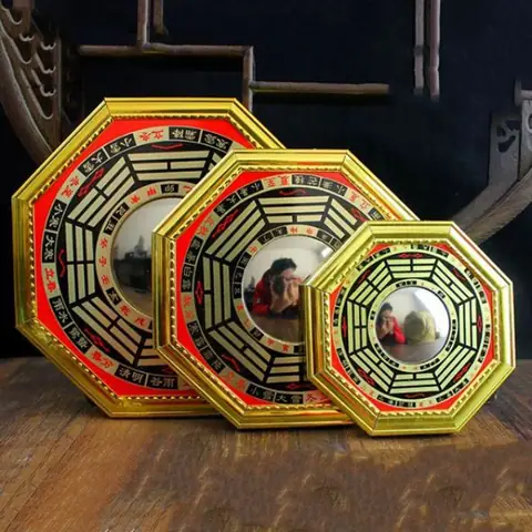 Bài Cúng Treo Gương Bát Quái: Ý Nghĩa, Nghi Lễ Và Những Lưu Ý Quan Trọng