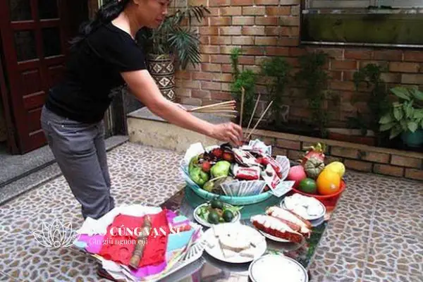 Cúng Vong Hồn Theo: Cẩm Nang Chuẩn Bị Mâm Lễ Và Bài Văn Khấn Chi Tiết