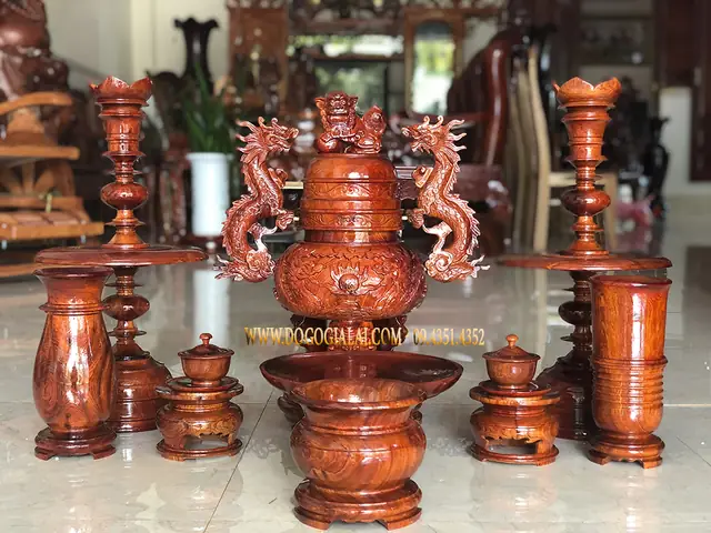 Bộ Đồ Thờ Cúng Bằng Gỗ Hương Bộ 50cm, Mẫu Rồng Chầu .