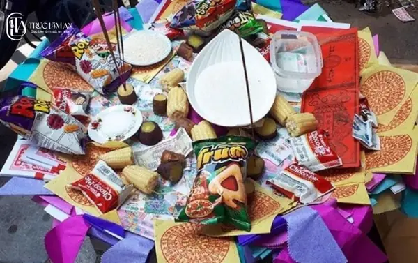 Lễ Cúng Chúng Sinh Ngoài Trời: Ý Nghĩa Và Cách Sắp Lễ Vật