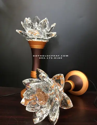 18 Đèn Hoa Sen Thủy Tinh Dtp-019