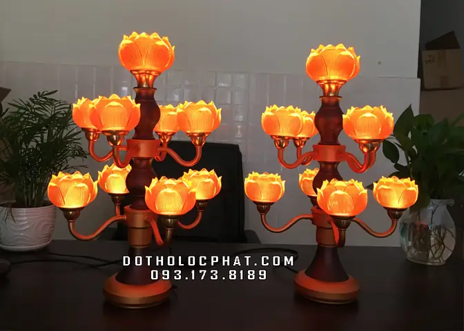 Đèn Bàn Thờ Phật Lưu Ly Đổi Màu Thân Hợp Kim Dtp-006