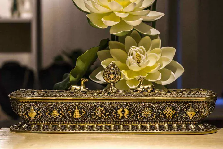 Ý Nghĩa Bát Cát Tường Trong Cuộc Sống