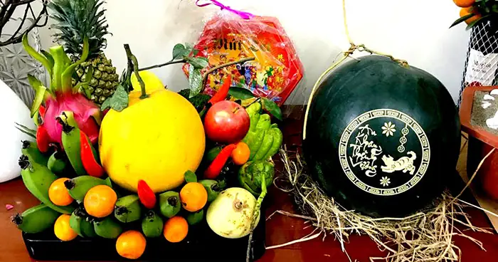 Bày Mâm Ngũ Quả Trước Hay Sau Cúng Tất Niên? Cẩm Nang Chuẩn Phong Tục Tết Việt