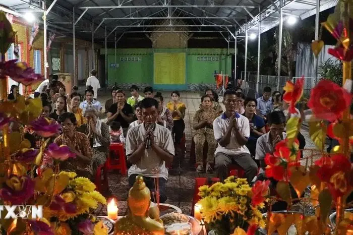 Lễ Cúng Trăng: Nét Đẹp Tín Ngưỡng Tạ Ơn Thần Mặt Trăng Của Đồng ...