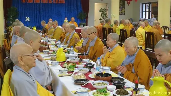 Nghi Thức Cúng Quá Đường - Nghi Lễ - Trang Nhà Quảng Đức