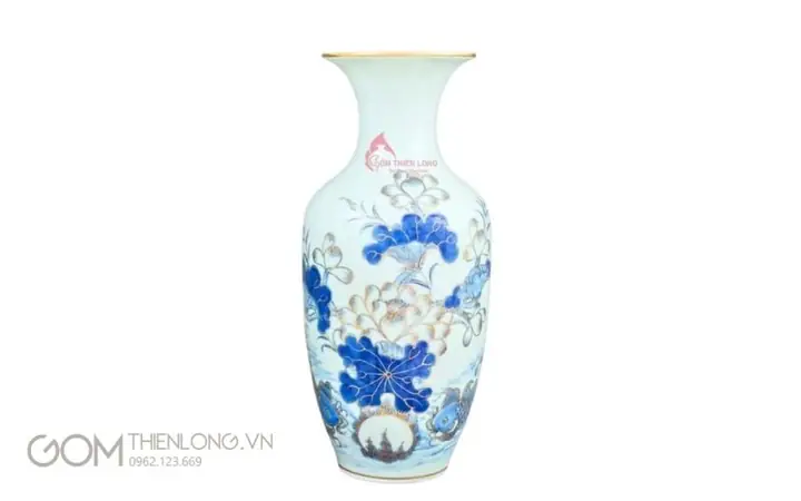 Bình Bông Cúng Để Bên Nào? Hướng Dẫn Chi Tiết Vị Trí Đặt Bình Hoa Trong Nghi Lễ Tâm Linh