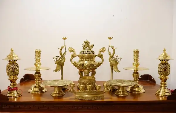 Bộ Đồ Thờ Bằng Đồng Đầy Đủ