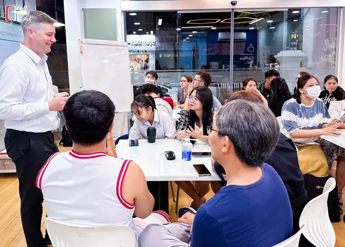 Các Loại Giấc Mơ Tiếng Anh Và Ý Nghĩa Tâm Lý Đằng Sau Chúng