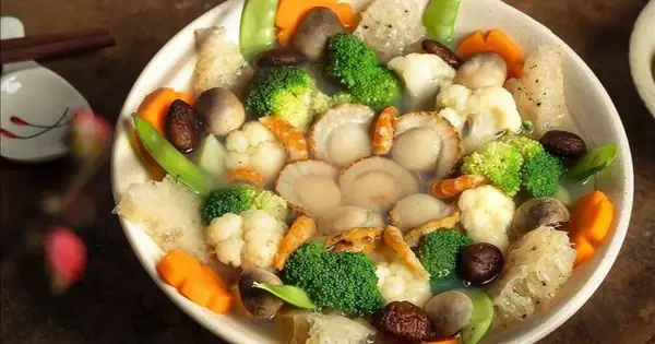 Các Món Canh Cúng Ngày Tết: Gợi Ý Chi Tiết Cho Mâm Cỗ Trọn Vẹn