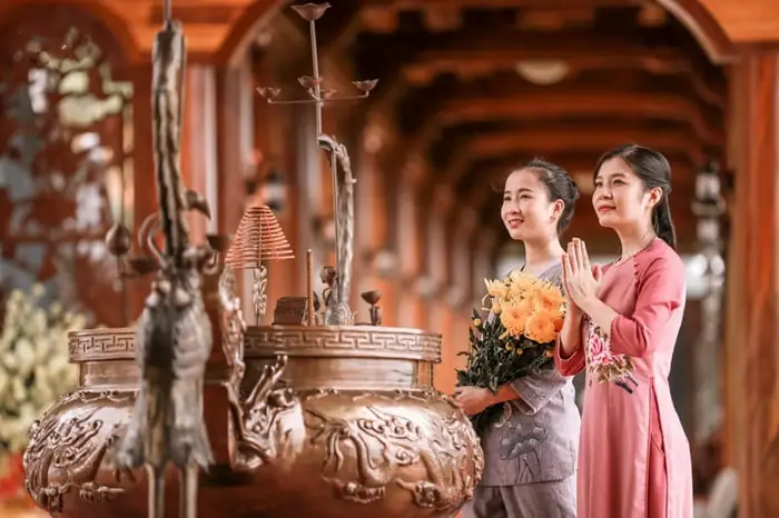 Đầu Năm Nên Đi Chùa Ngày Nào? Những Ngày Tốt Để Cầu An, Cầu Tài