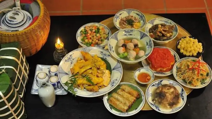 Cách Chuẩn Bị Mâm Cúng Hóa Vàng Tết Giáp Thìn 2024