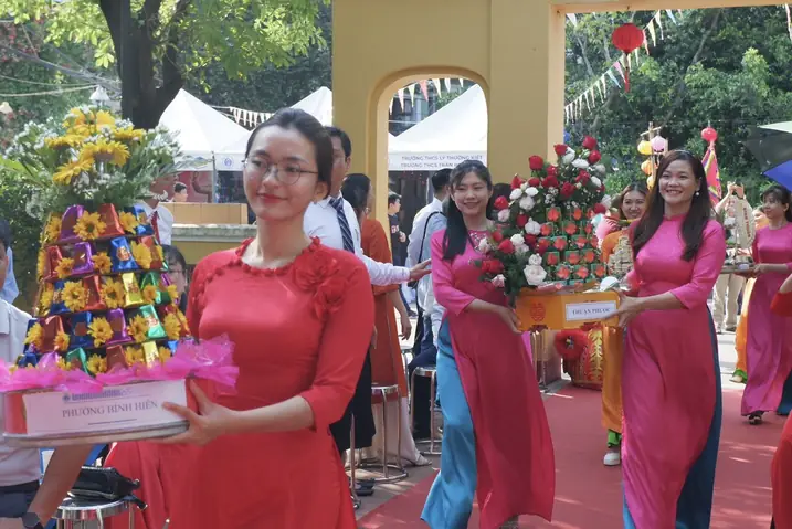 Nhiều Hoạt Động Đặc Sắc Tại Lễ Hội Đình Làng Hải Châu - Cổng ...