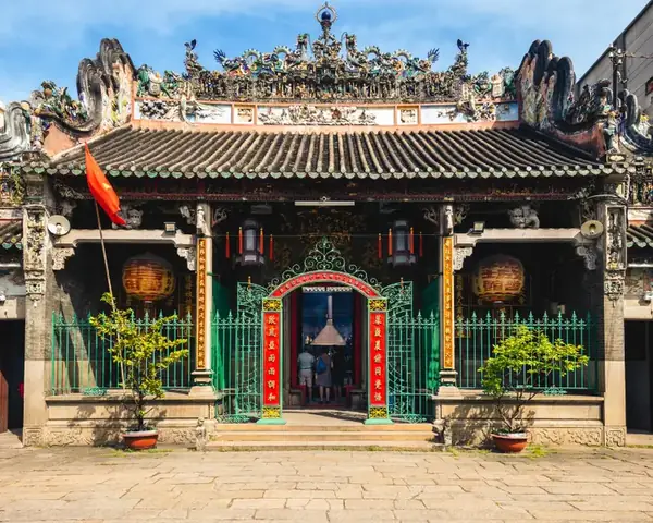 Cẩm Nang Chi Tiết: Văn Khấn Và Các Bước Cúng Ông Công Ông Táo Ngày 23 Tháng Chạp