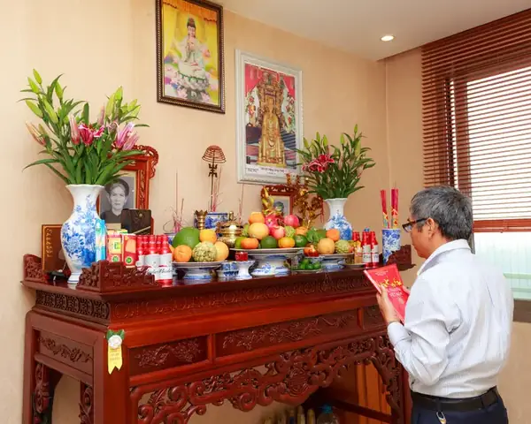 Cẩm Nang Chi Tiết: Văn Khấn Và Các Bước Cúng Ông Công Ông Táo Ngày 23 Tháng Chạp