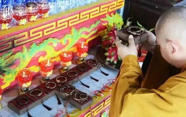 Vòng Phong Thủy Có Cần Khai Quang Không?