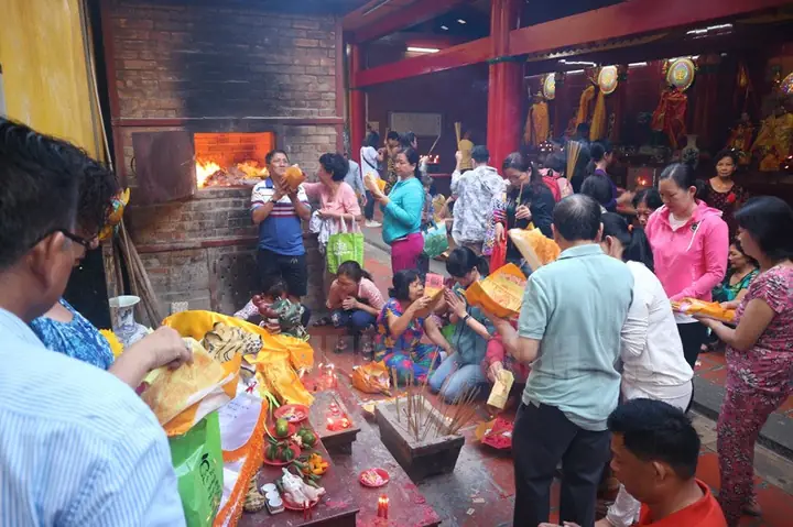 Tập Tục “đánh Kẻ Tiểu Nhân” Của Cộng Đồng Người Hoa Tại Tphcm