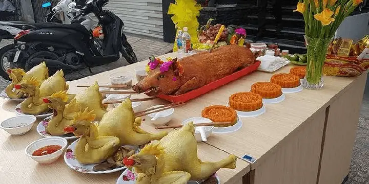Cách Đặt Gà Cúng Động Thổ: Chọn Gà Sao Cho Chuẩn?