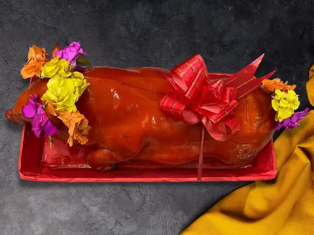 Cách Đặt Heo Quay Trên Mâm Cúng Chuẩn Nhất Theo Văn Hóa Việt