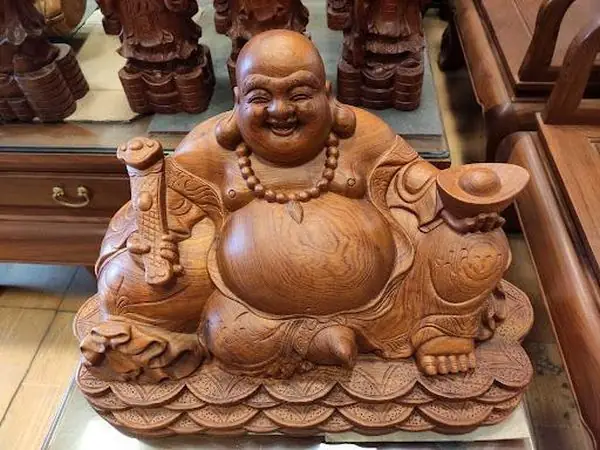 Cách Đặt Tượng Phật Di Lặc Trong Nhà Không Phải Ai Cũng Biết