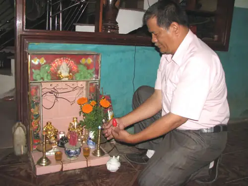 Cách Thờ Cúng Ở Nơi Làm