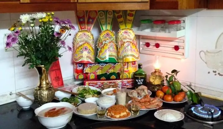 Cẩm Nang Trọn Vẹn Về Cách Vái Cúng Ông Táo Theo Truyền Thống Việt Nam