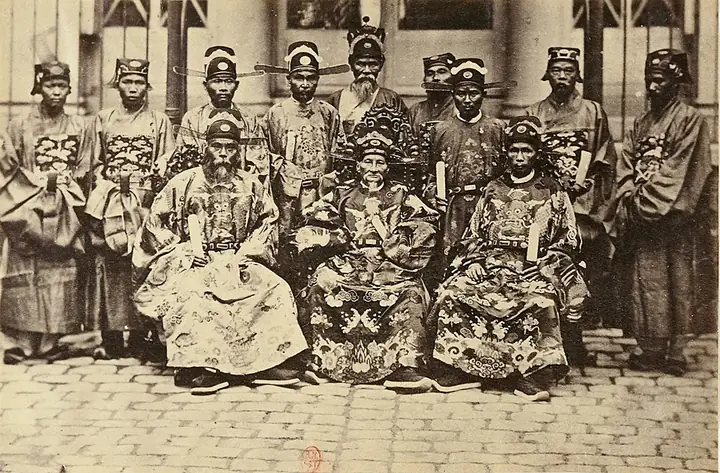 Một Số Tên Gọi Và Cách Xưng Hô Thời Phong Kiến