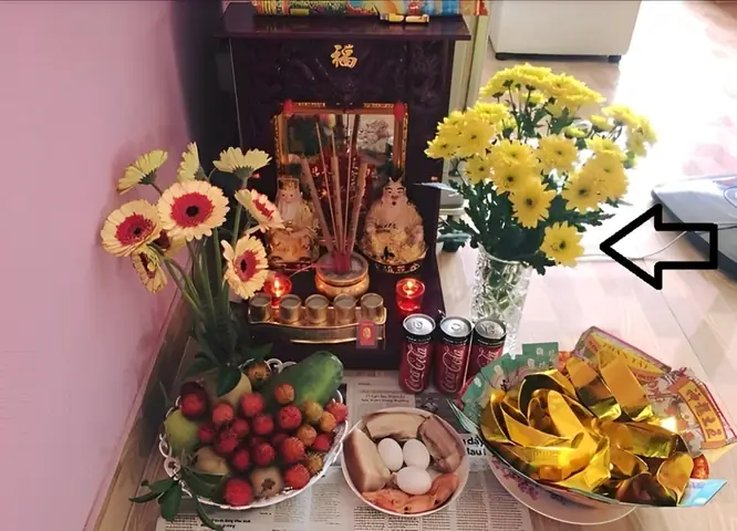 Cắm Hoa Cúng Thần Tài Bao Nhiêu Bông? Ý Nghĩa Và Bí Quyết Chuẩn Phong Thủy