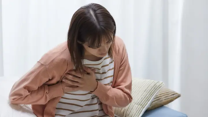 Ngực Căng Đau: Nguyên Nhân, Triệu Chứng Và Cách Điều Trị