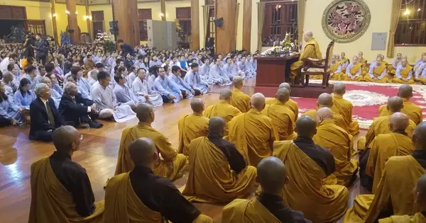 Trụ Trì Chùa Ba Vàng: Càng Nghèo Càng Phải Cúng Dường Để Thoát ...