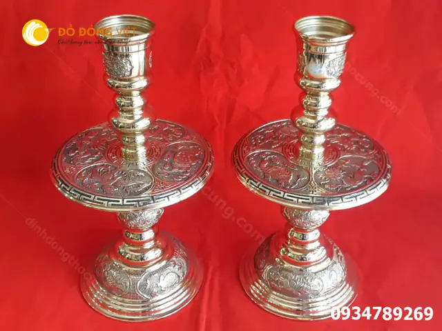 Top 5 Chân Đèn Thờ Cúng Bằng Đồng Cao Cấp: Lựa Chọn Hoàn Hảo Cho Bàn Thờ Gia Tiên