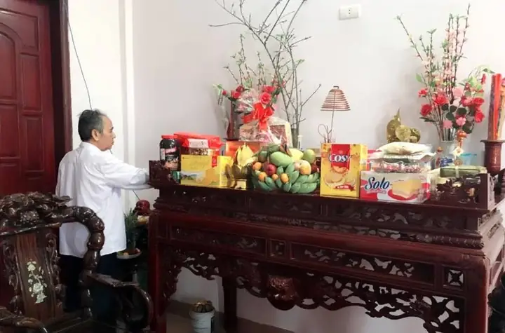 Người Việt Luôn Có Quan Niệm "giỗ Tết Cả Năm Không Bằng Ngày Rằm Tháng Giêng". Vào Ngày Này Người Dân Thường Đi Lễ Chùa, Đồng Thời Làm Lễ Cúng Phật Và Gia Tiên Để Cầu Mong Những Điều Tốt Lành Cho Bản Thân Và Gia Đình.